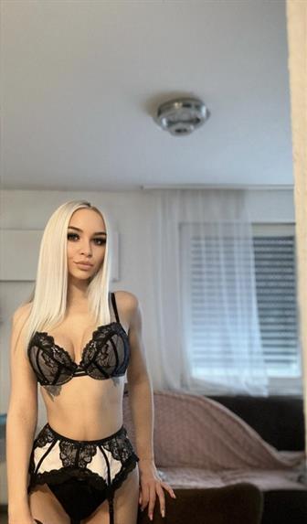 Escort modell Kyung-Jae, Recklinghausen - 13754